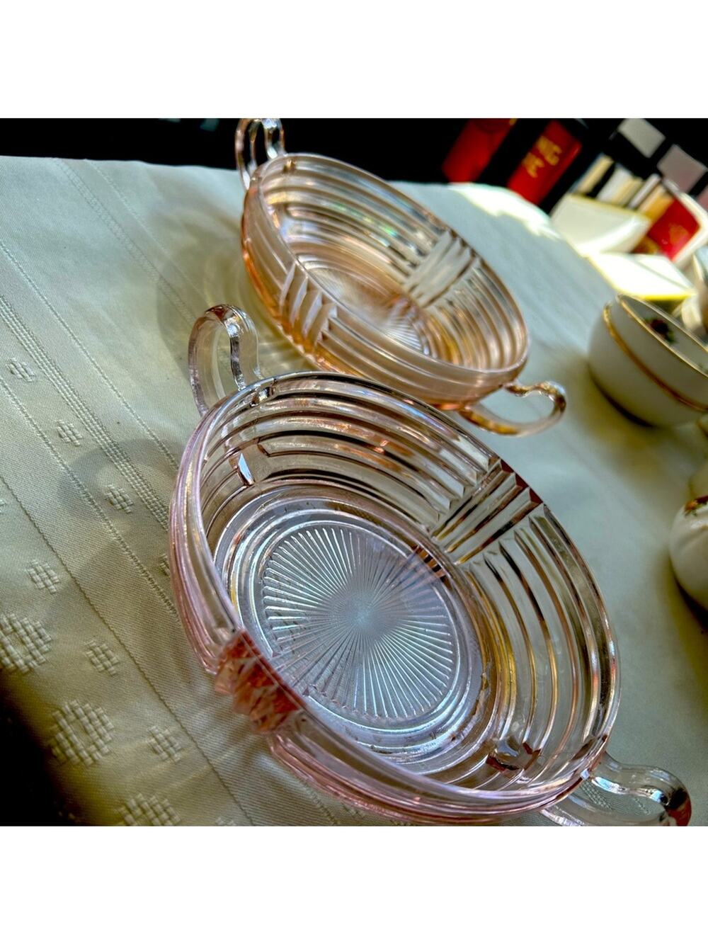 1930's Art Deco Anchor Hocking Manhattan Pink Depression Glass Bowl w/Handles